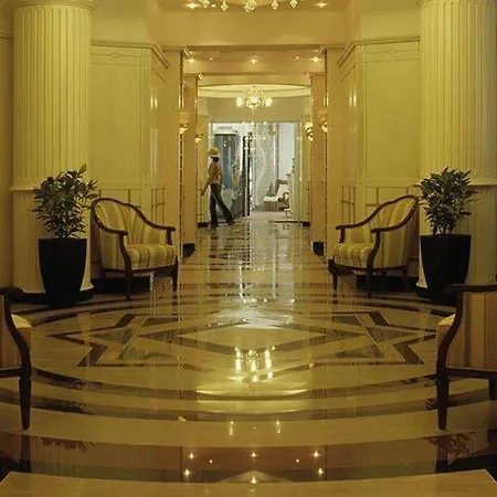 Helena Vip And ヴィラ