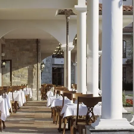 Villa Helena Vip And Napospart