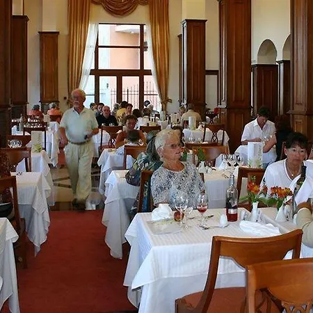 Villa Helena Vip And