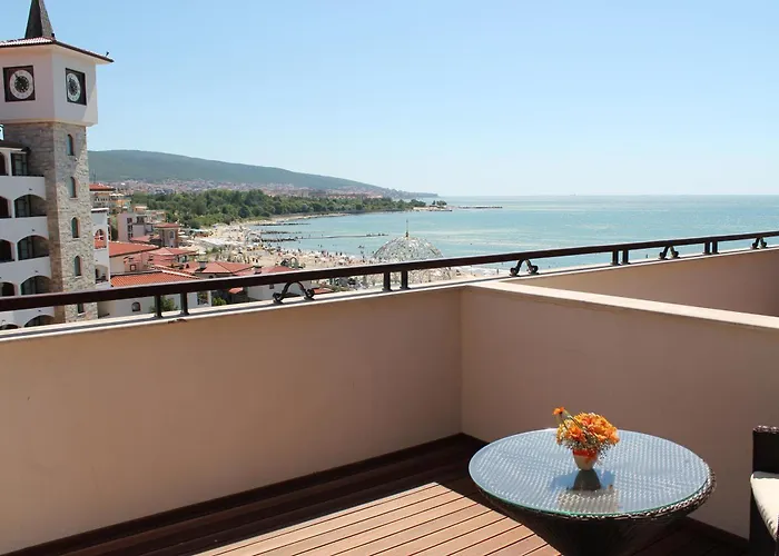 Helena Vip And Villa *