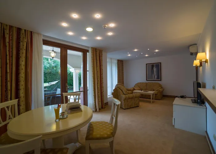 Villa Helena Vip And Slantschew brjag