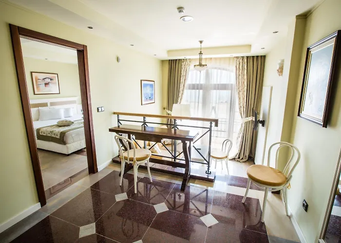 Villa Helena Vip And Slantschew brjag