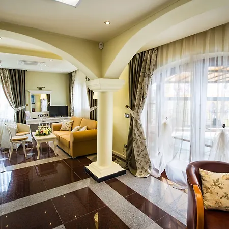 Villa Helena Vip And