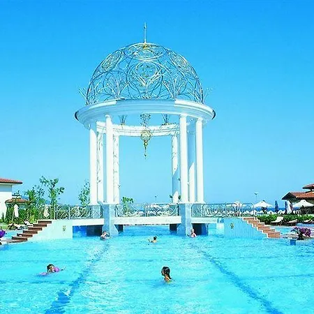 Helena Vip And Villa *