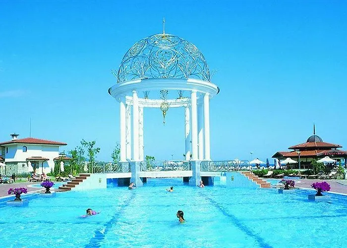 Helena Vip And فيلة *